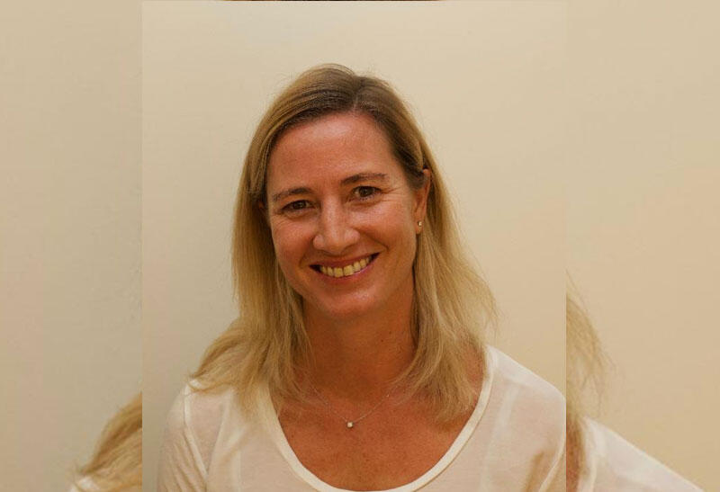 Hypnothérapeute certifiée, Chloé Frémont vous accompagne dans tous les domaines liés à l'hypnose dentaire